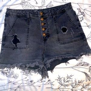 🖤 Black No Boundaries Frayed Denim Shorts